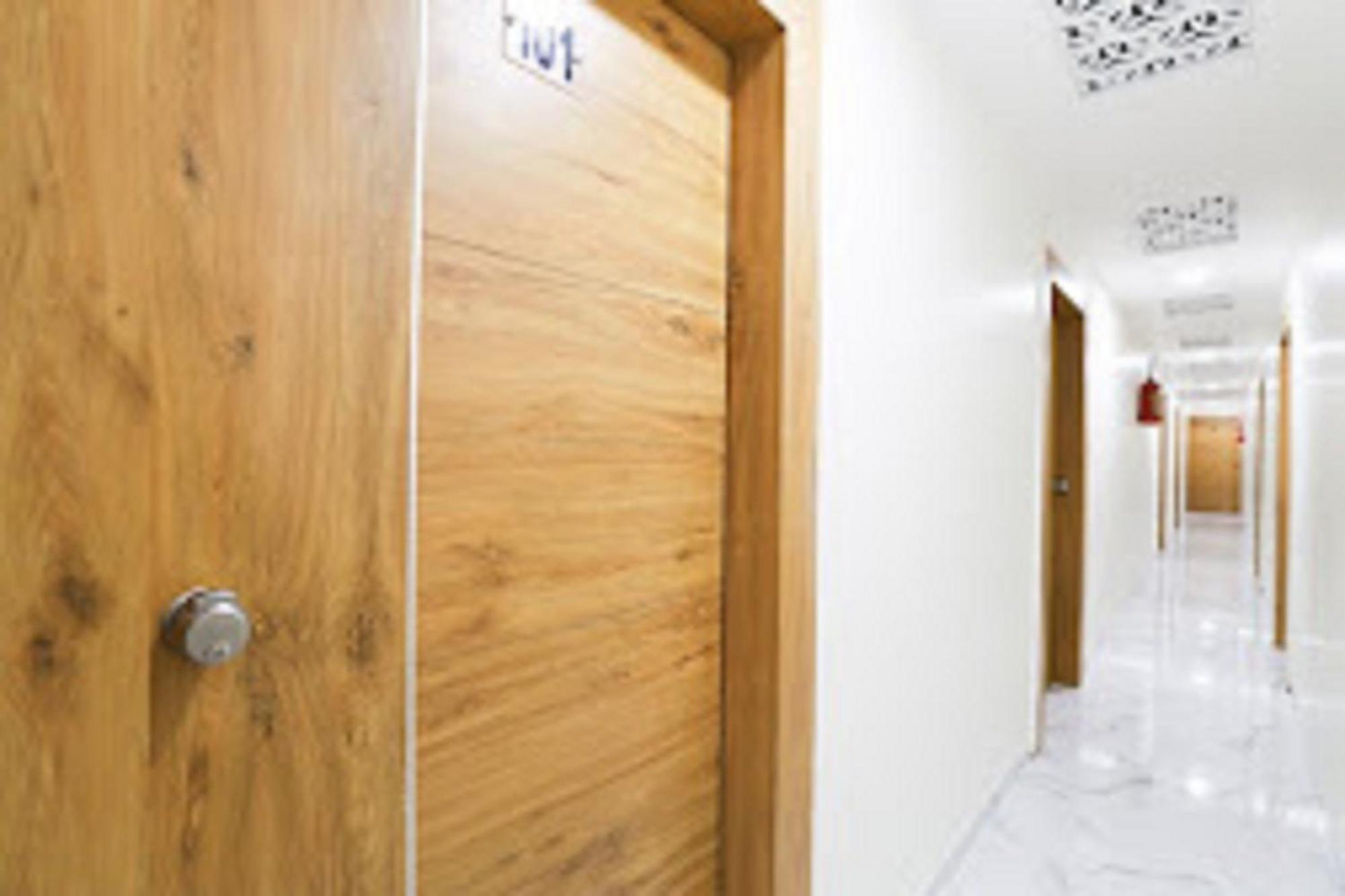 Hotel New Lake View Ахмедабад Екстериор снимка